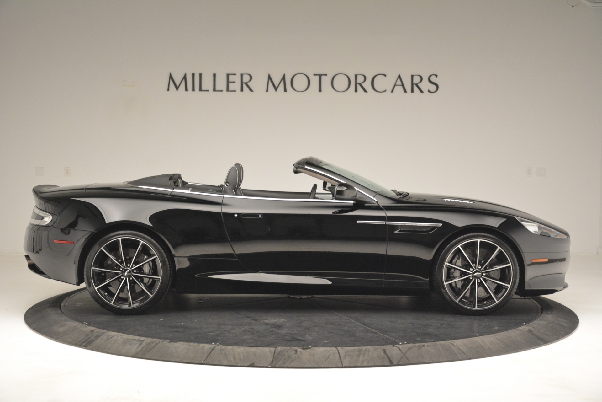 Pre-Owned 2016 Aston Martin DB9 Convertible For Sale (Special Pricing