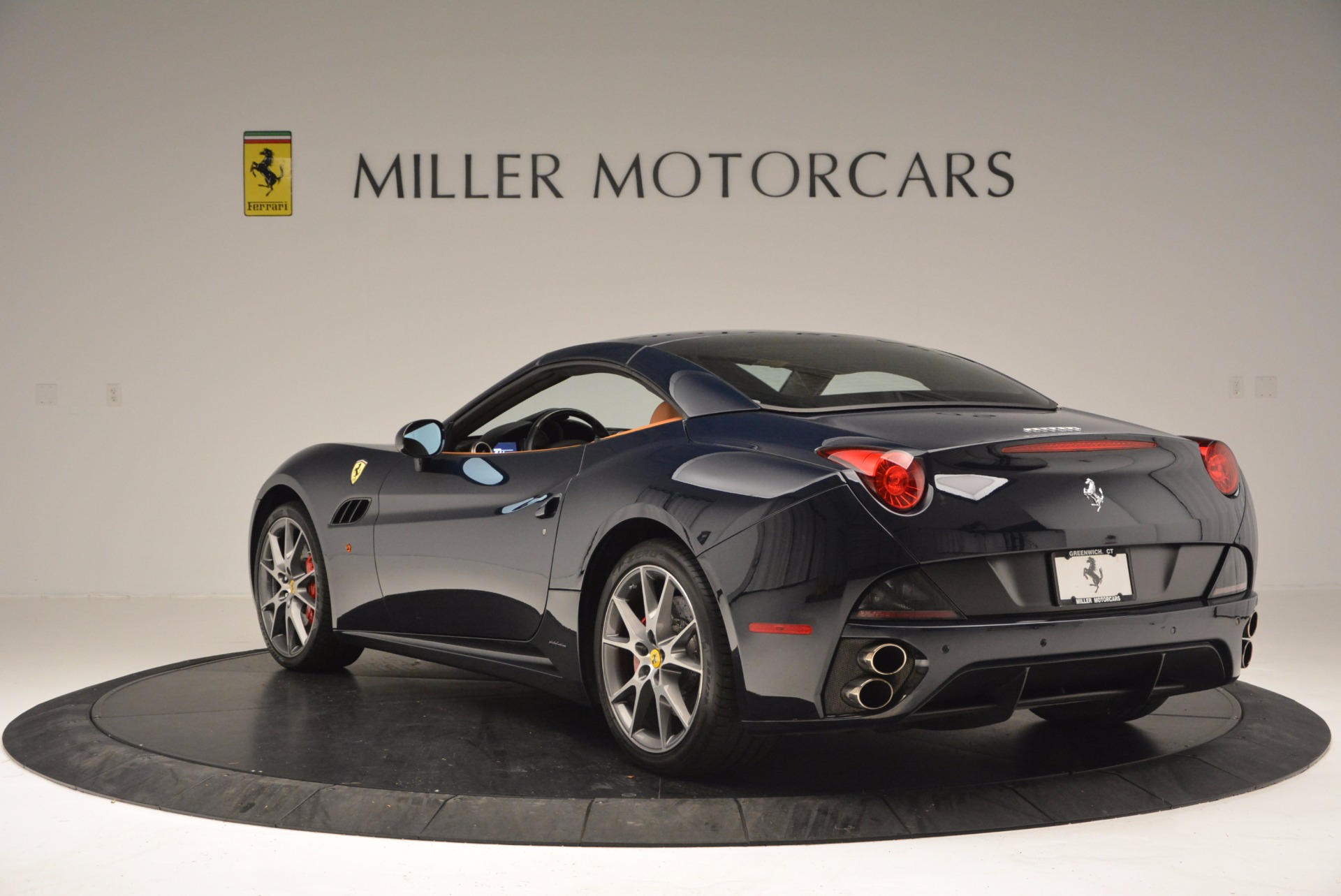 2010 ferrari california price