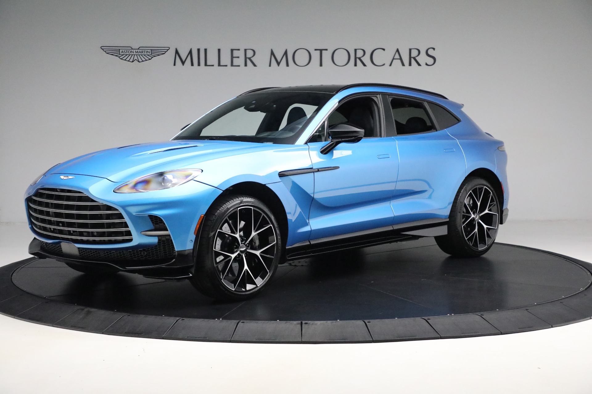 Used 2024 Aston Martin DBX 707 with VIN SD7VUJBW4RTV09926 for sale in Greenwich, CT