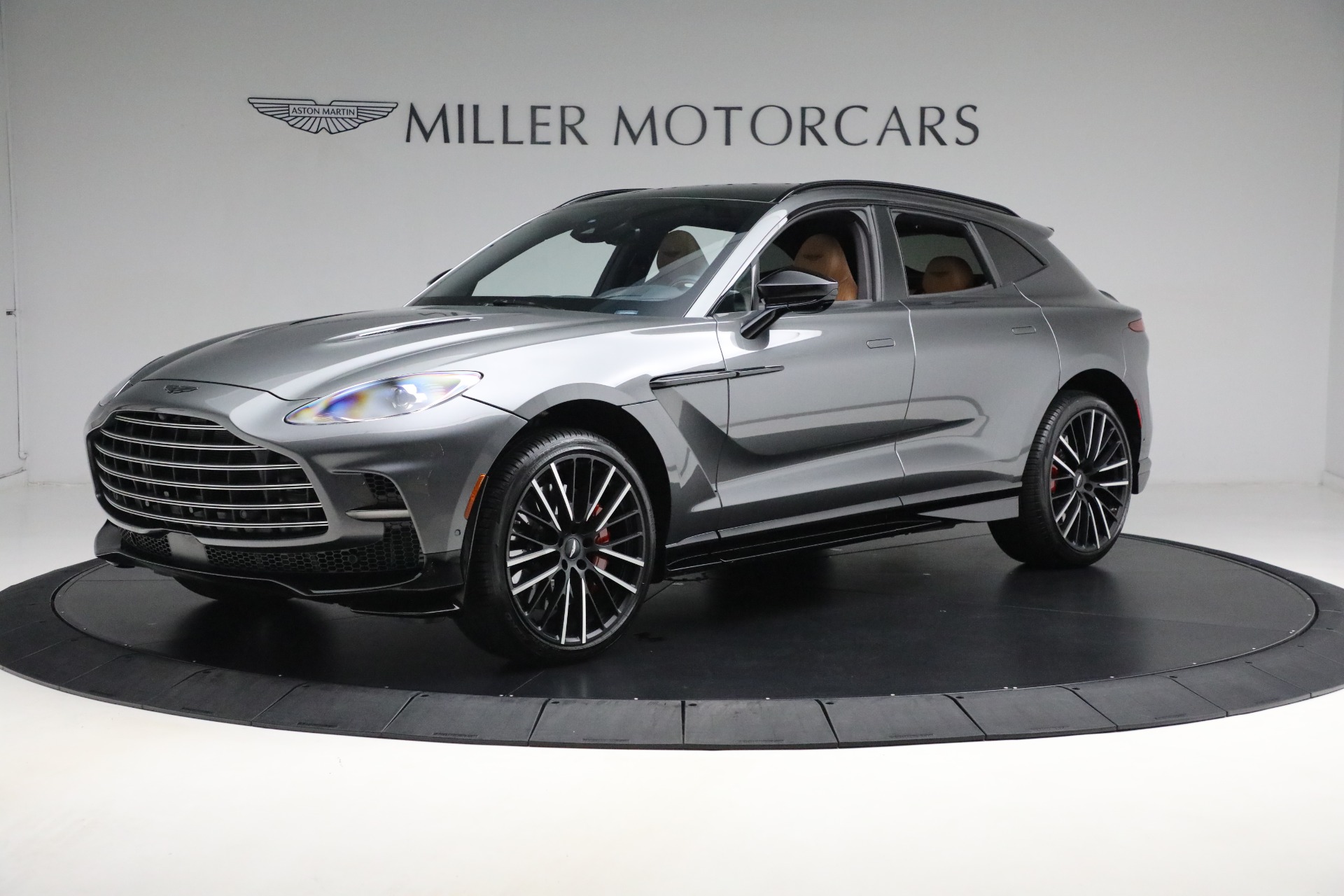 Used 2024 Aston Martin DBX 707 with VIN SD7VUJBWXRTV09607 for sale in Greenwich, CT