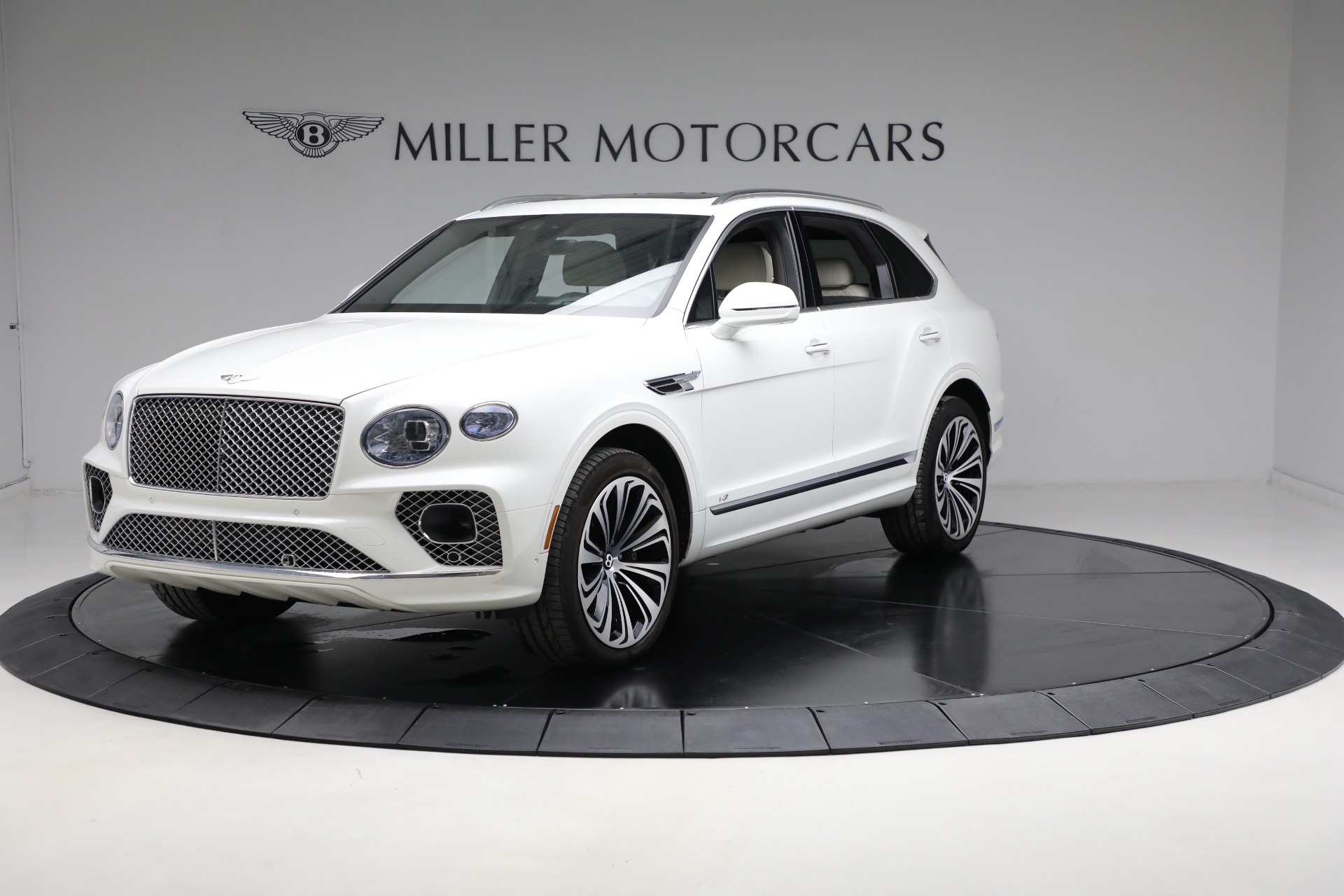 Used 2022 Bentley Bentayga Base with VIN SJAAM2ZV2NC017490 for sale in Greenwich, CT